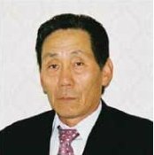 鈴木 初雄